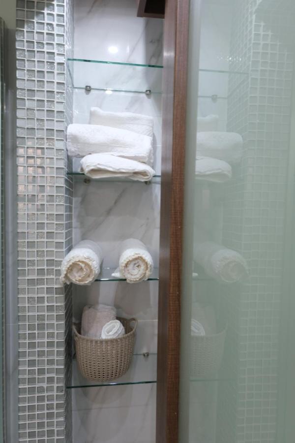 Ferienwohnung Luxury Fani House Next To Harbor Area With Jacuzzi Paphos Exterior foto