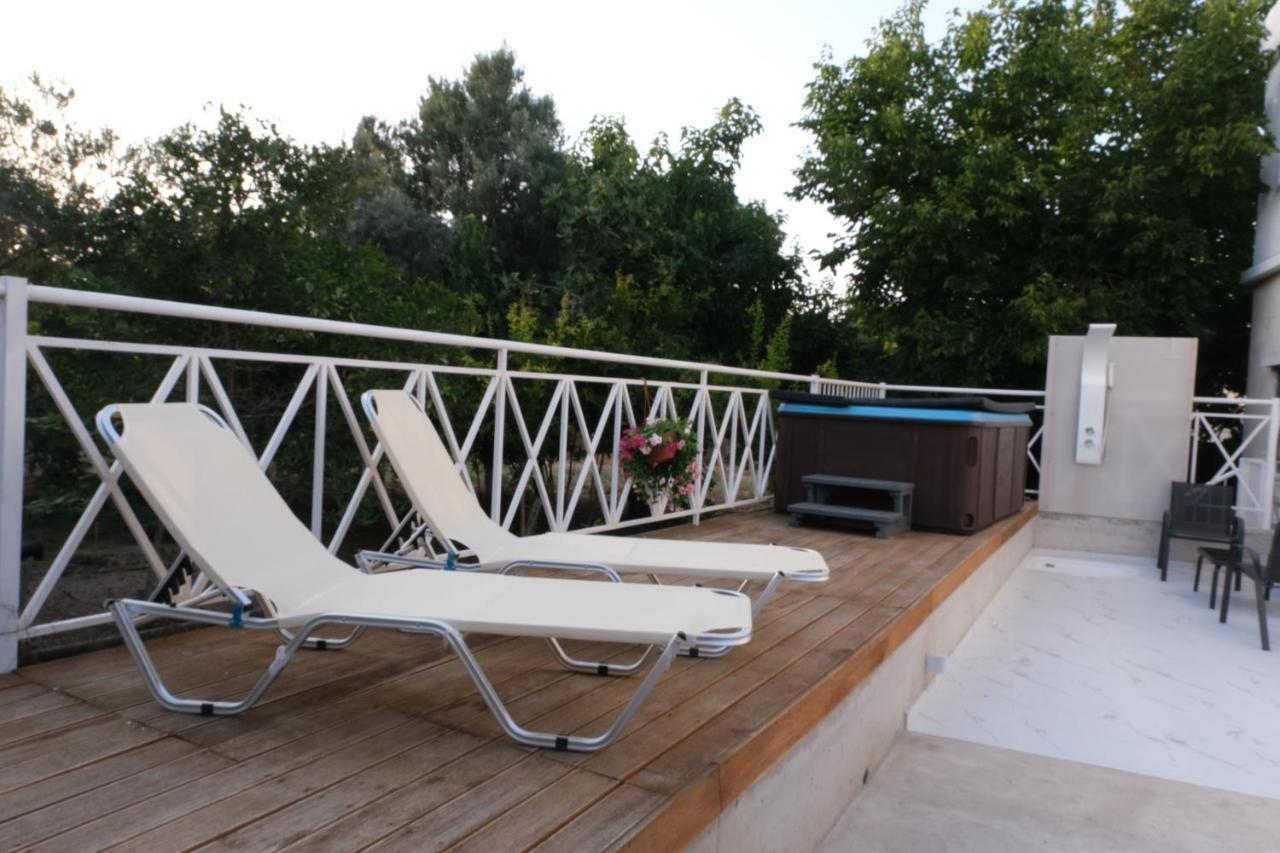 Ferienwohnung Luxury Fani House Next To Harbor Area With Jacuzzi Paphos Exterior foto