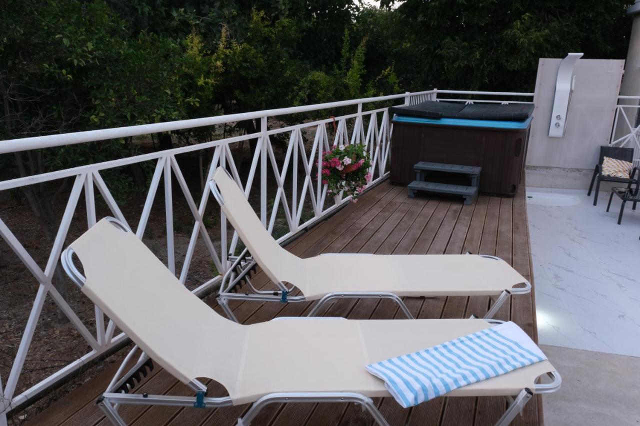 Ferienwohnung Luxury Fani House Next To Harbor Area With Jacuzzi Paphos Exterior foto